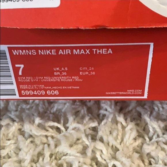 All Red Nike Air Max Theas - Picture 2 of 4